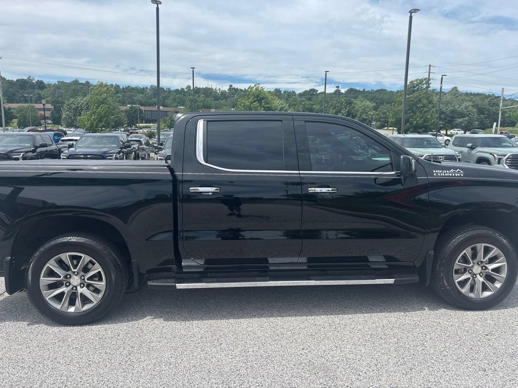 Used 2020 Chevrolet Silverado 1500 High Country w/ Max Trailering Package AWD/4WD image 2