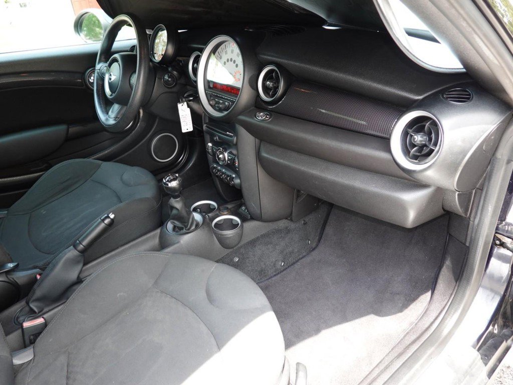 Used 2013 MINI Cooper Roadster S image 21