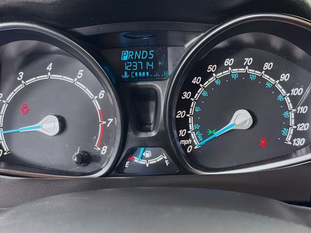 Used 2016 Ford Fiesta SE w/ Cold Weather Package FWD image 14