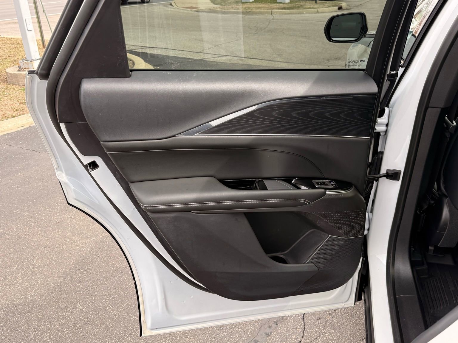 Used 2024 Cadillac Lyriq Sport image 36