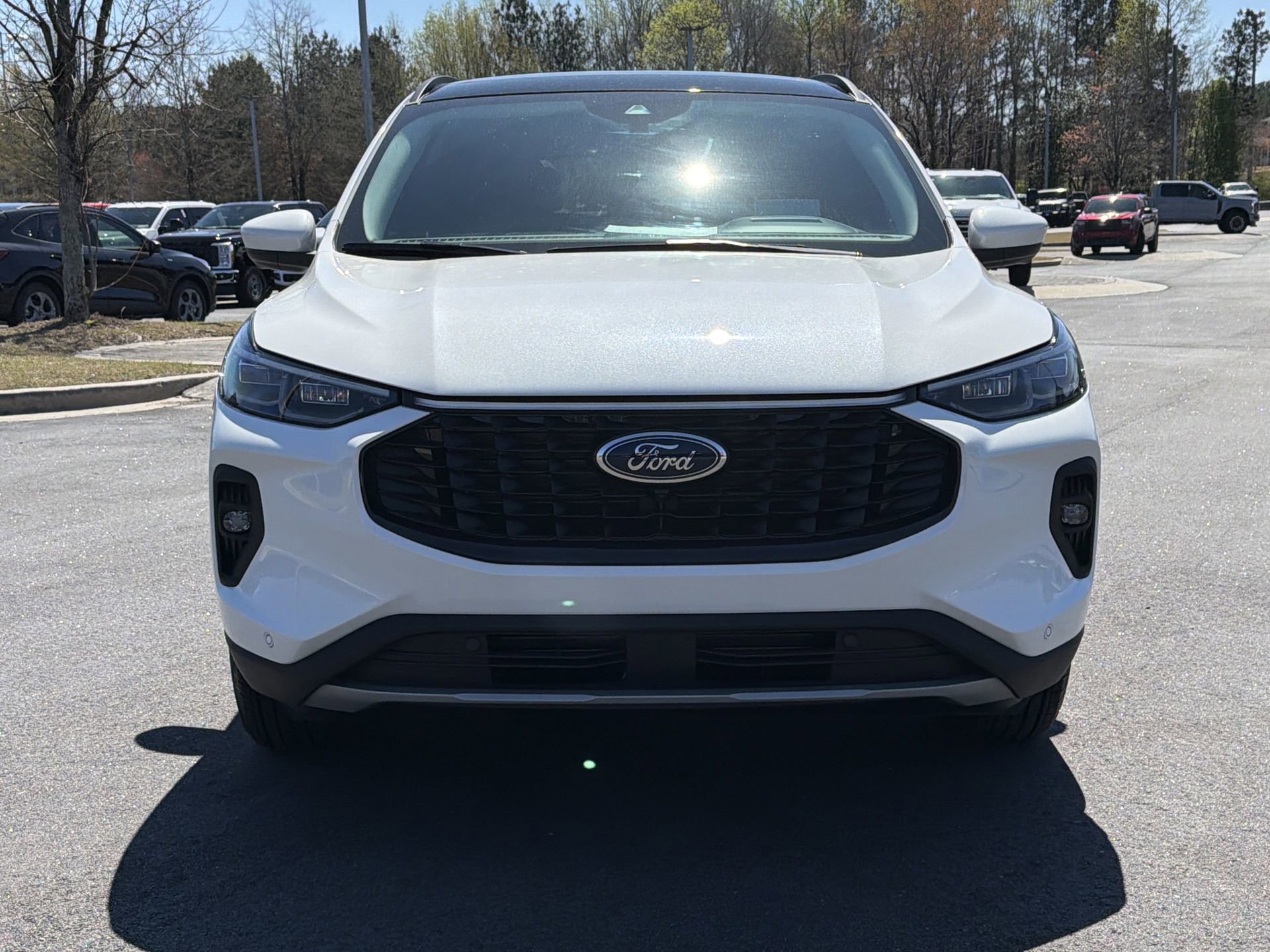 Certified 2025 Ford Escape SE w/ PHEV Premium Package image 27