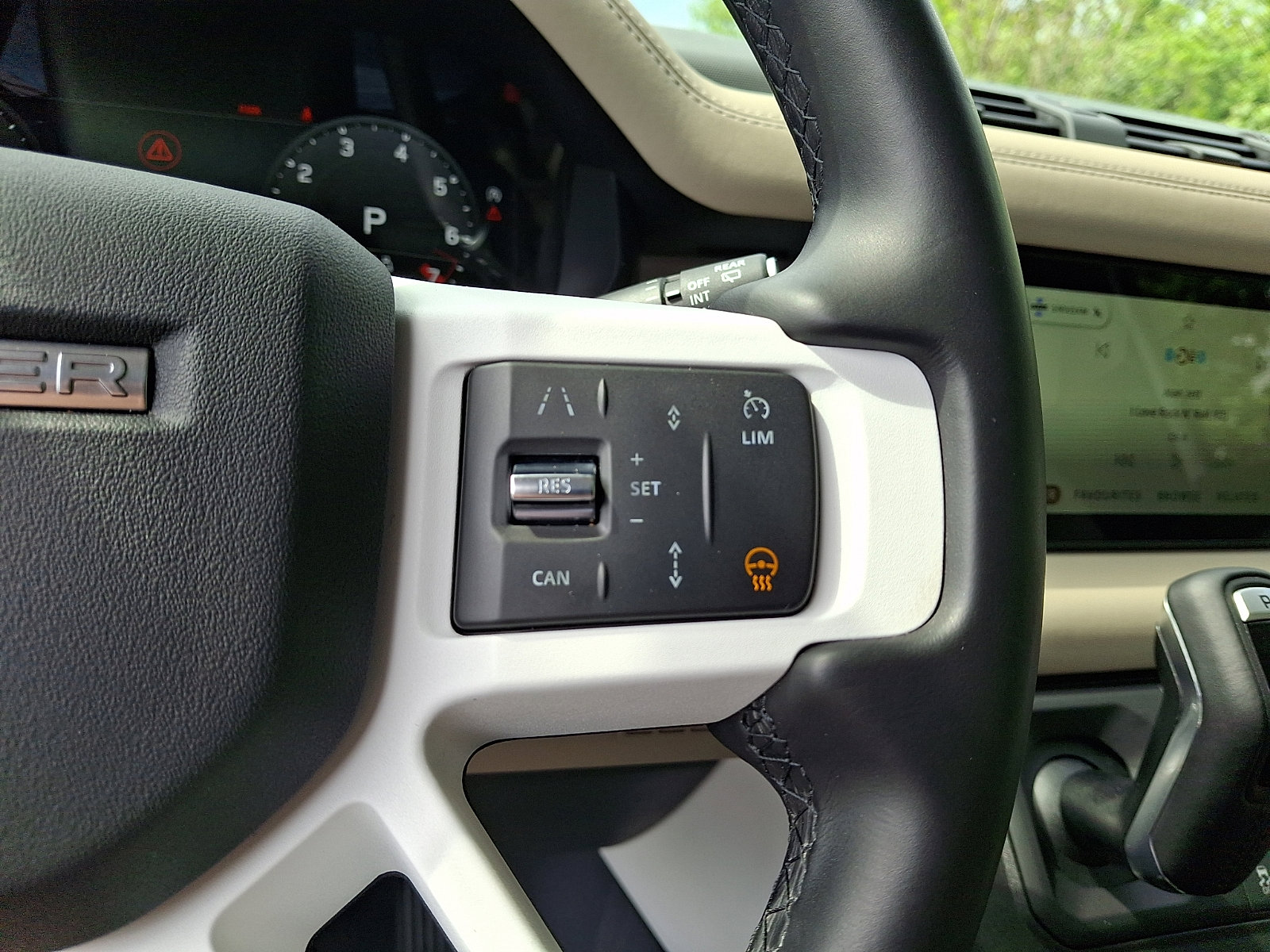Used 2024 Land Rover Defender 110 S AWD/4WD image 20