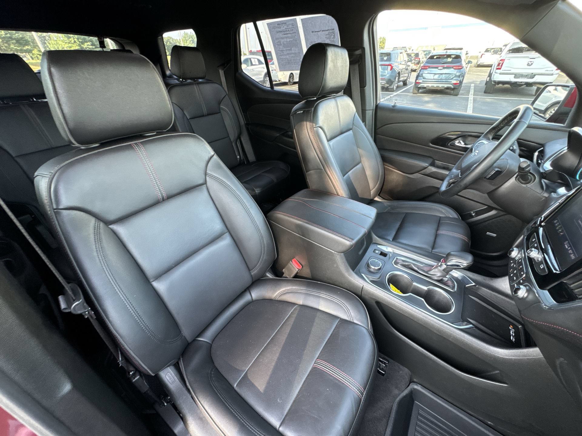 Certified 2023 Chevrolet Traverse RS w/ LPO, Floor Liner Package AWD/4WD image 26