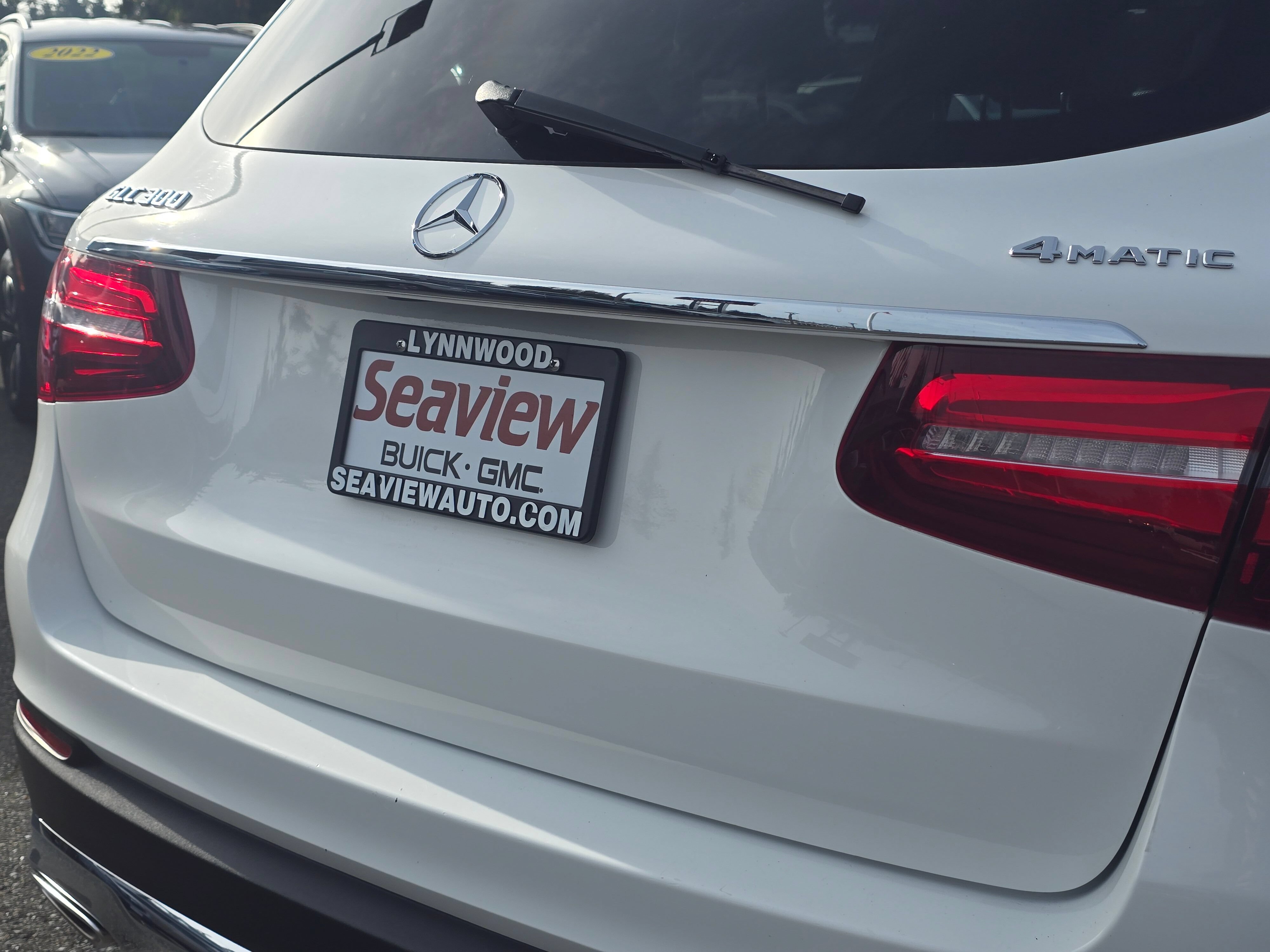 Used 2019 Mercedes-Benz GLC 300 4MATIC image 13