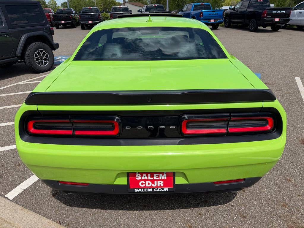 Used 2019 Dodge Challenger R/T Scat Pack w/ Plus Package RWD image 4