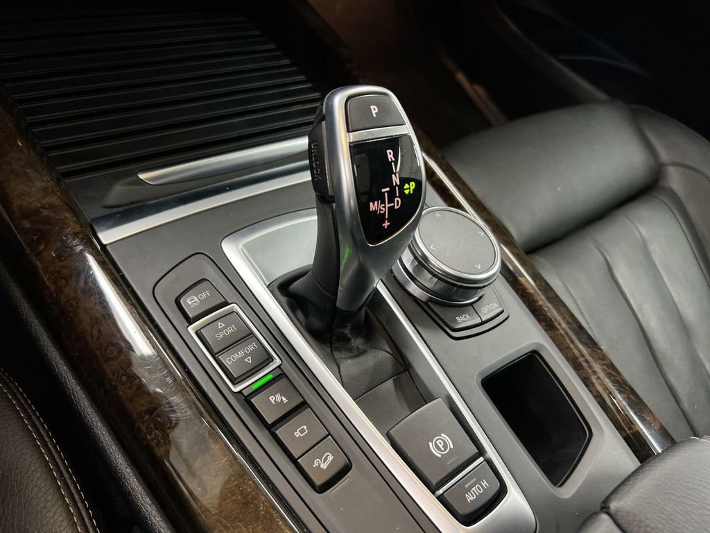 Used 2018 BMW X5 xDrive50i image 17