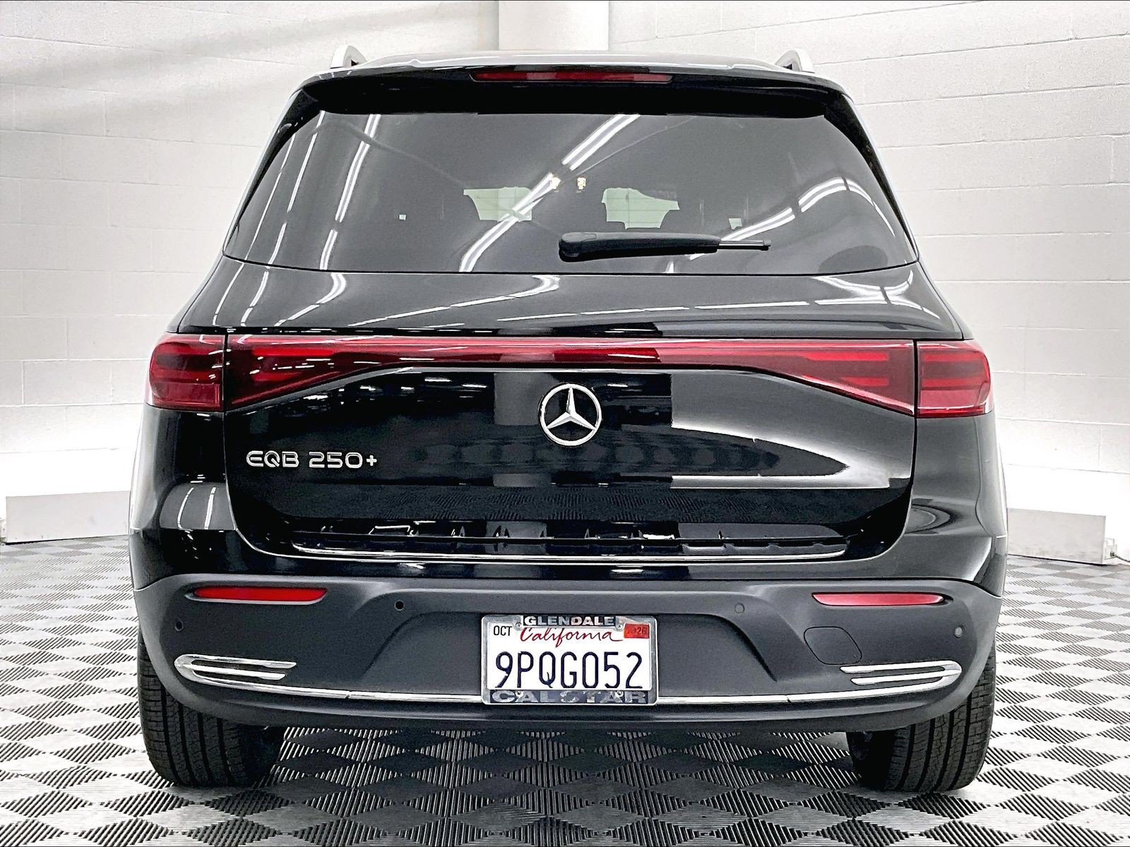 Certified 2024 Mercedes-Benz EQB 250+ image 3
