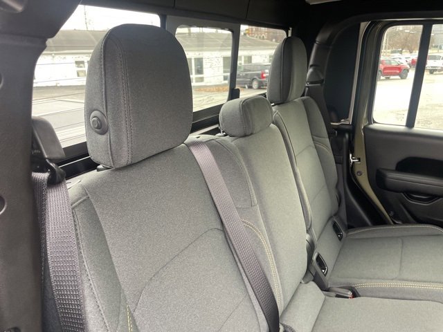 Used 2025 Jeep Gladiator Willys image 36