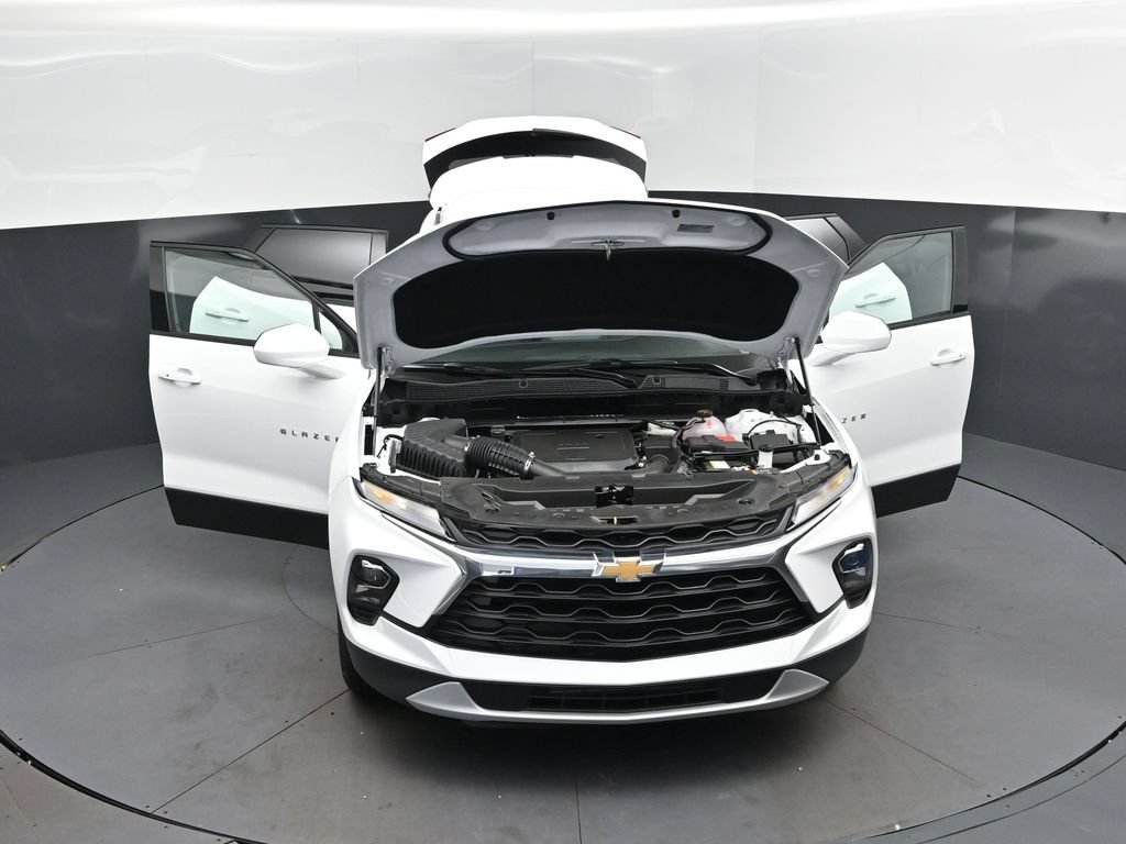 New 2026 Chevrolet Blazer LT w/ Convenience Package FWD image 52