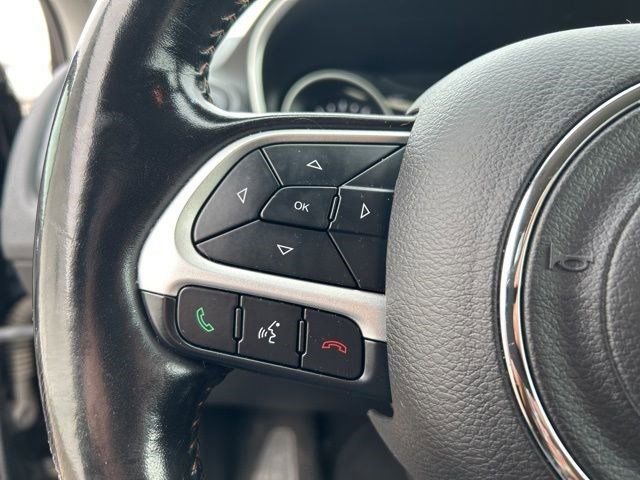 Used 2020 Jeep Compass Limited image 17