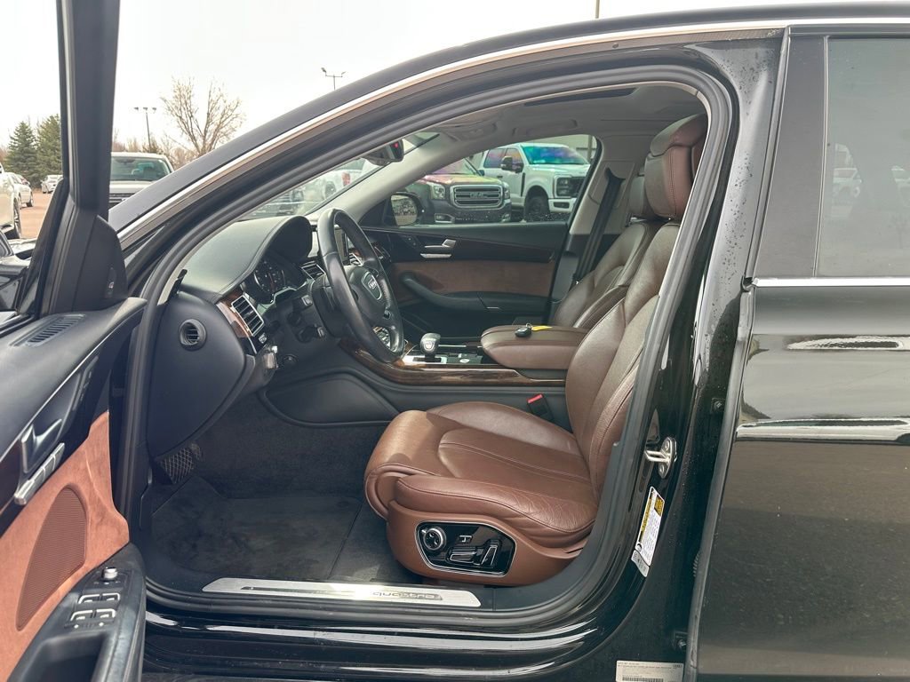 Used 2018 Audi A8 L 3.0T w/ Executive Package image 10