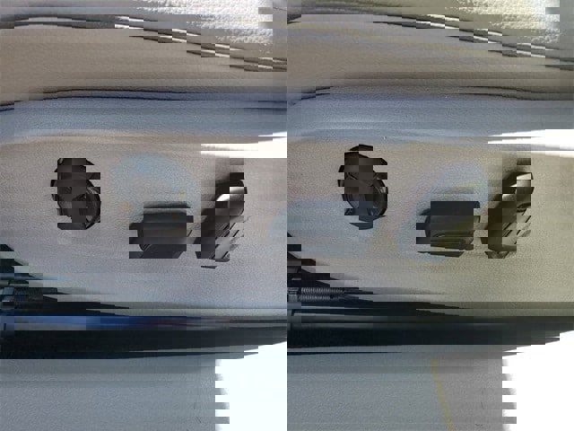 Used 2018 Volkswagen Passat 2.0T R-Line image 19