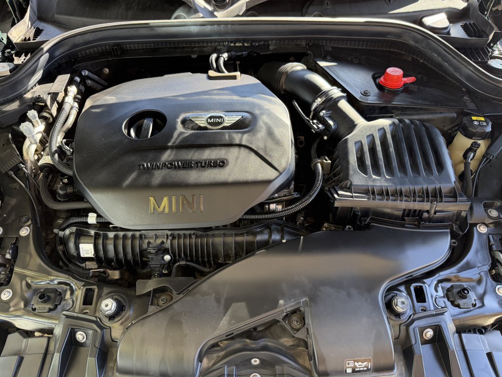 Used 2019 MINI Cooper S w/ Premium Package FWD image 34