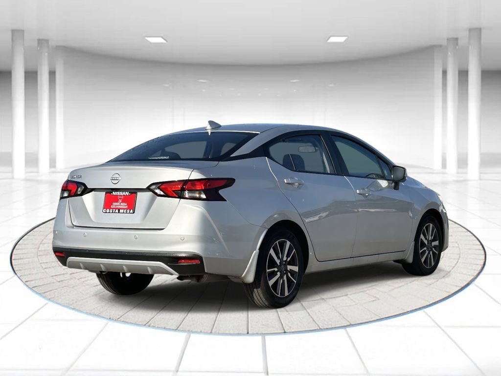 Used 2025 Nissan Versa SV w/ Trunk Package image 4