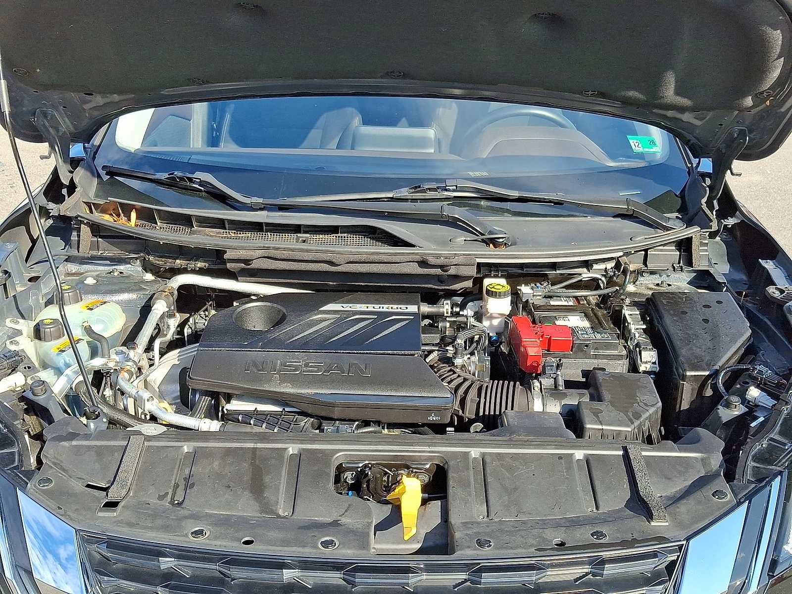 Used 2023 Nissan Rogue S image 34