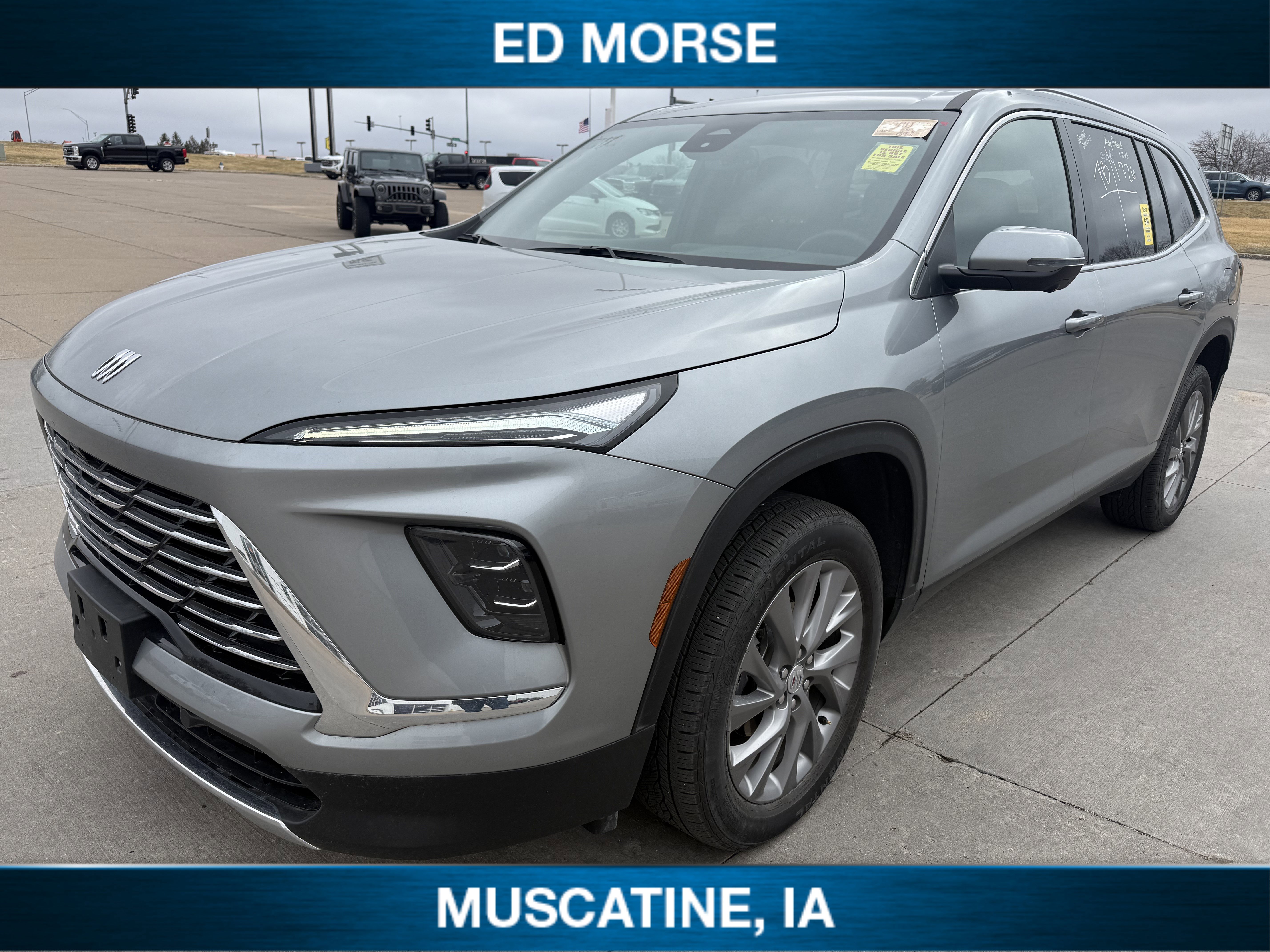 Certified 2025 Buick Enclave Preferred image 2