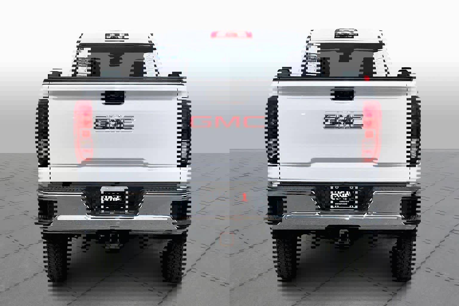 Used 2024 GMC Sierra 2500 Pro image 5