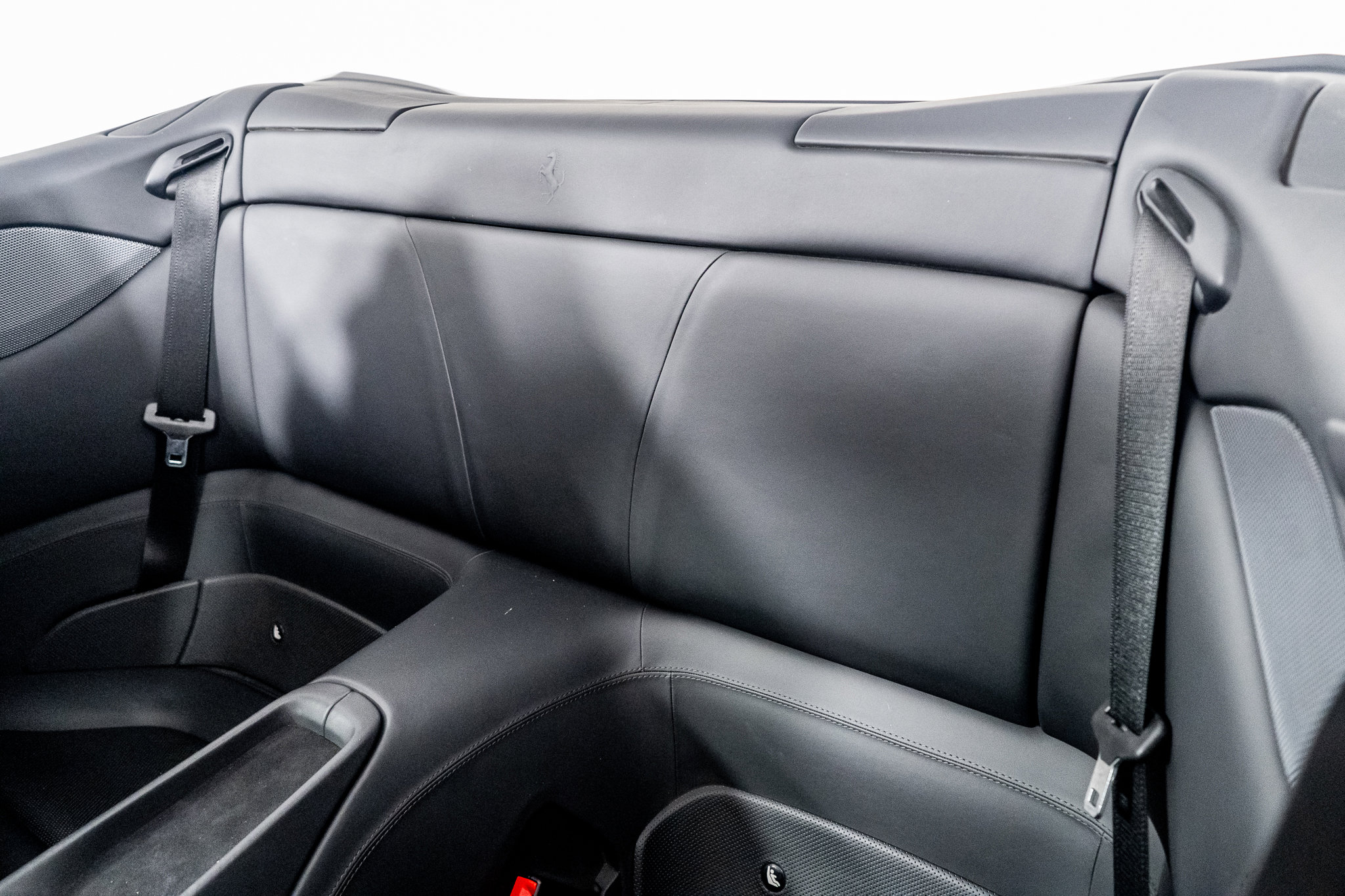 Used 2019 Ferrari Portofino image 36