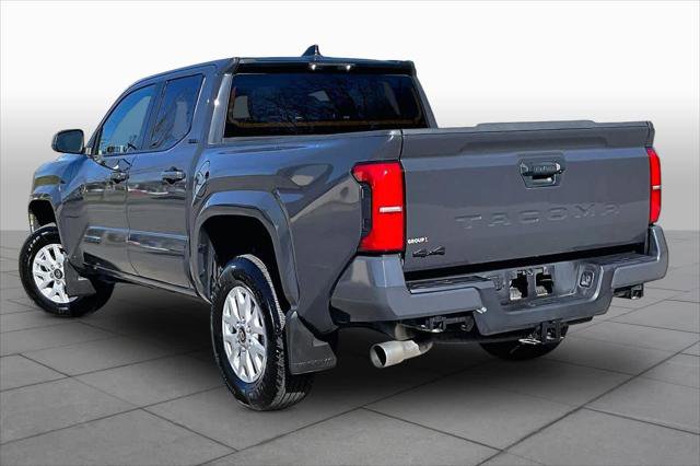 Certified 2025 Toyota Tacoma SR5 AWD/4WD image 12