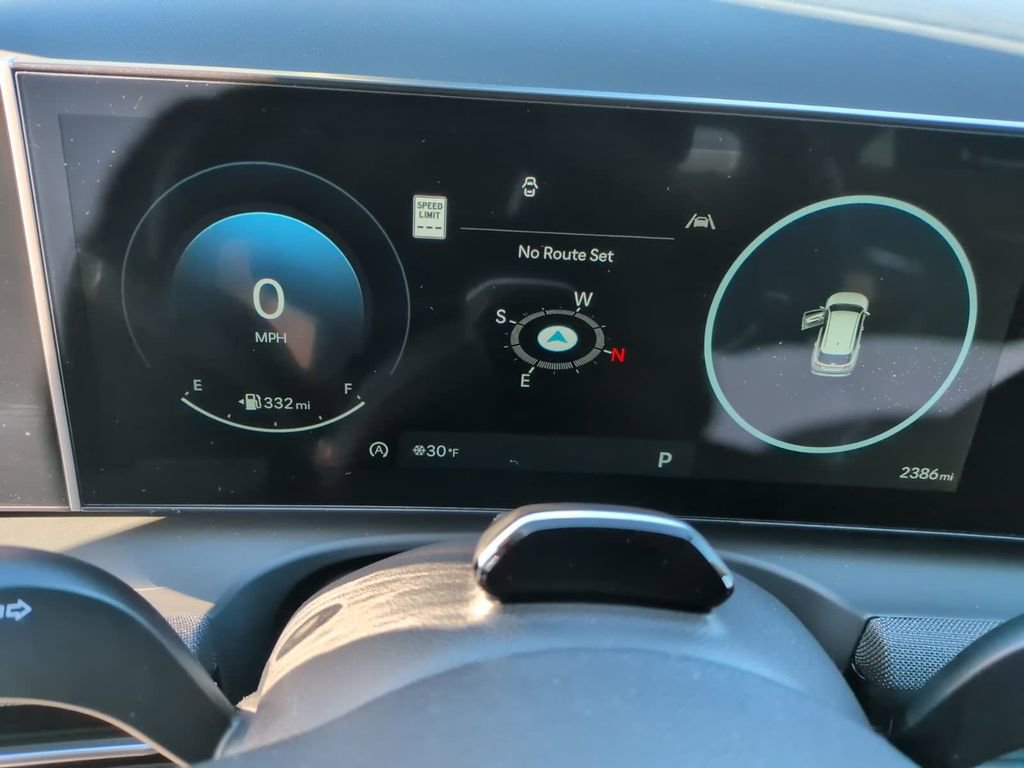 Certified 2025 Hyundai Tucson Limited image 18