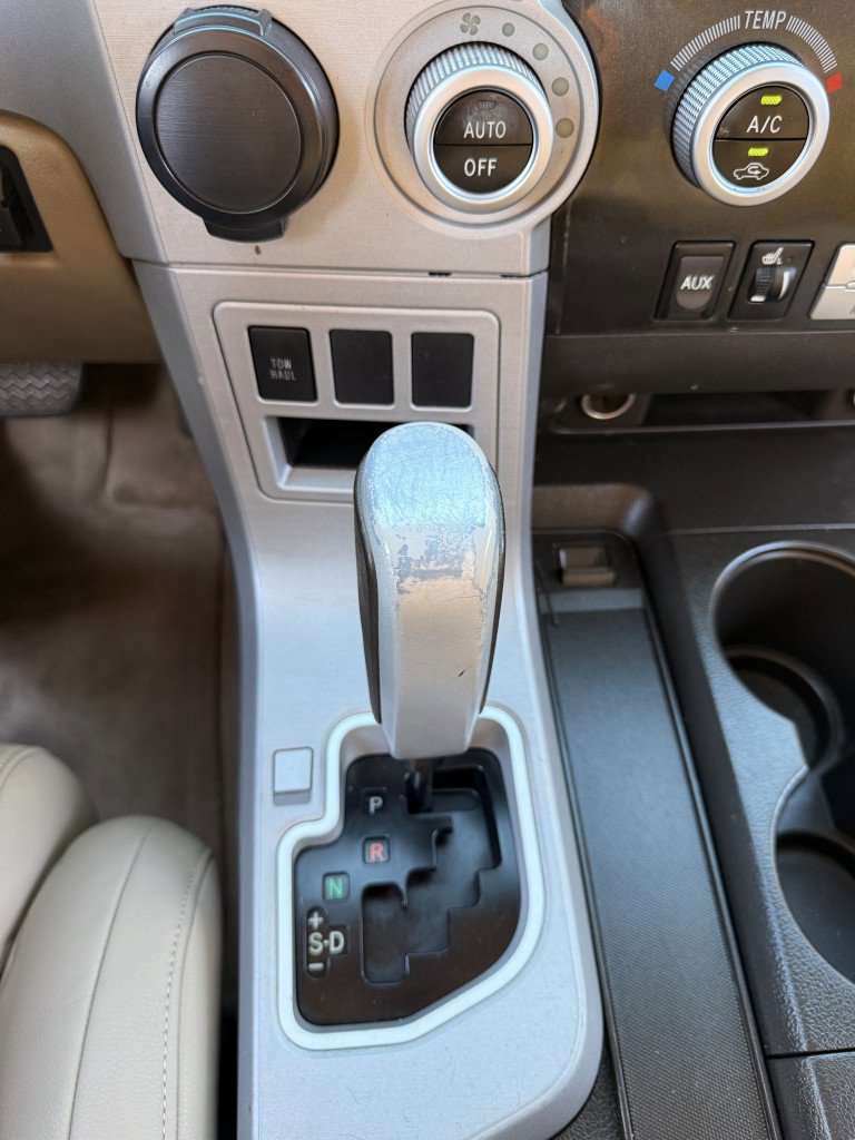 Used 2008 Toyota Sequoia Limited image 26