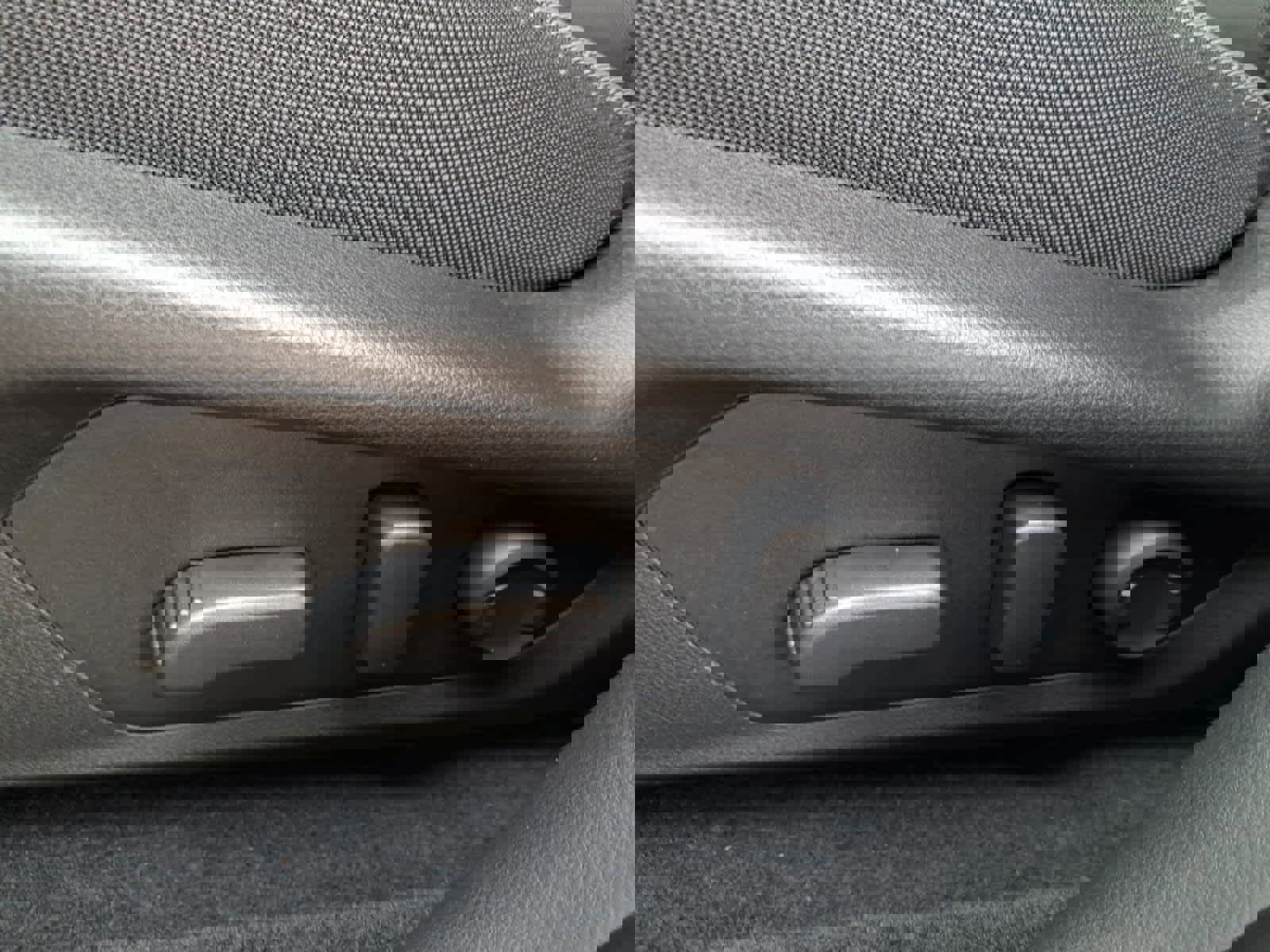 Certified 2025 Subaru Crosstrek 2.0i Premium image 29