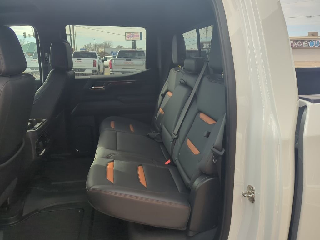 Used 2024 GMC Sierra 1500 AT4 w/ Technology Package image 22