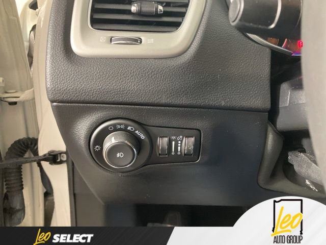 Used 2021 Jeep Compass Latitude AWD/4WD image 11