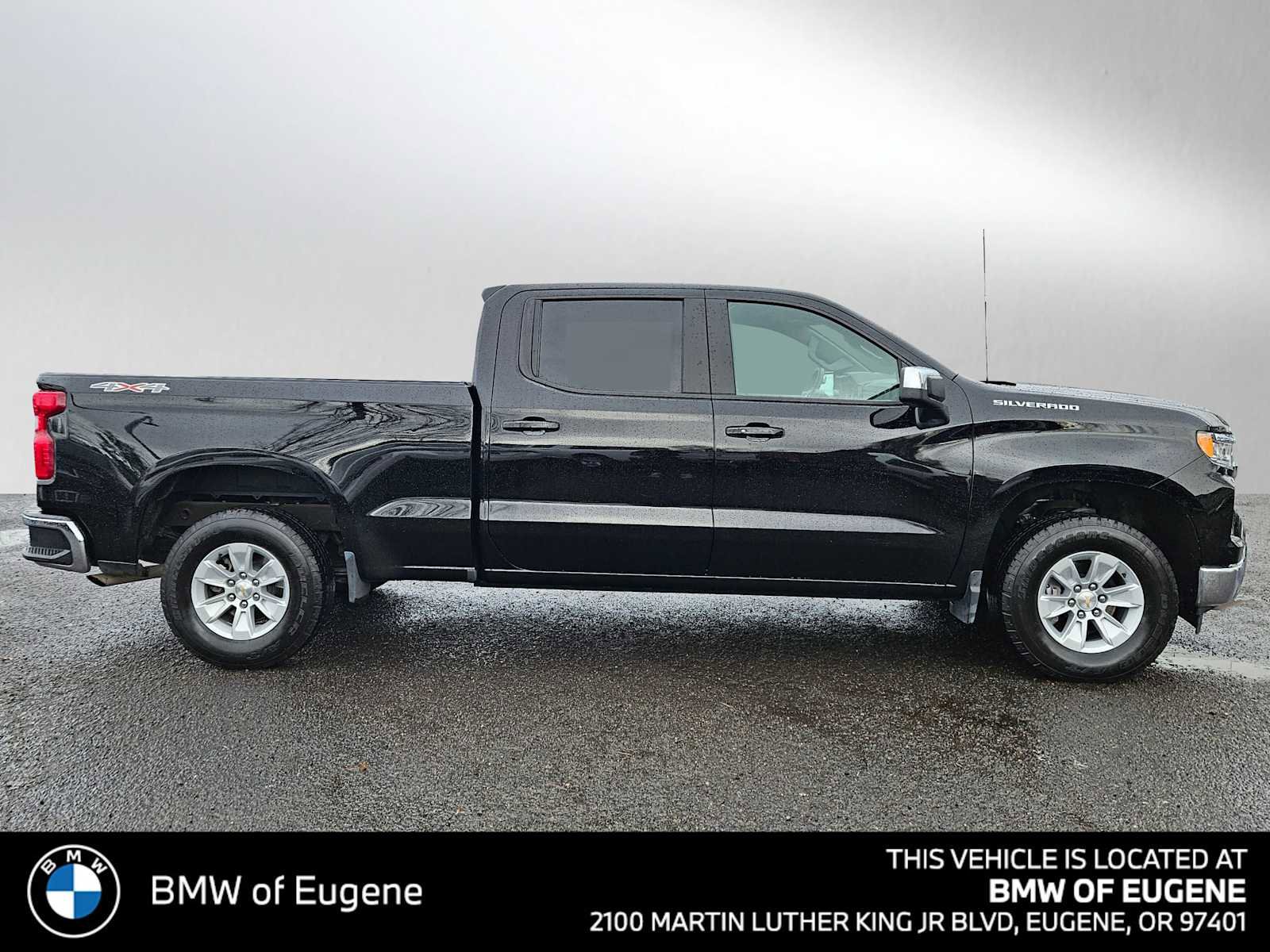 Used 2024 Chevrolet Silverado 1500 LT w/ Work Truck Package AWD/4WD image 2