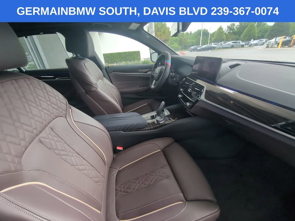 Used 2023 BMW 540i xDrive w/ Premium Package AWD/4WD image 24