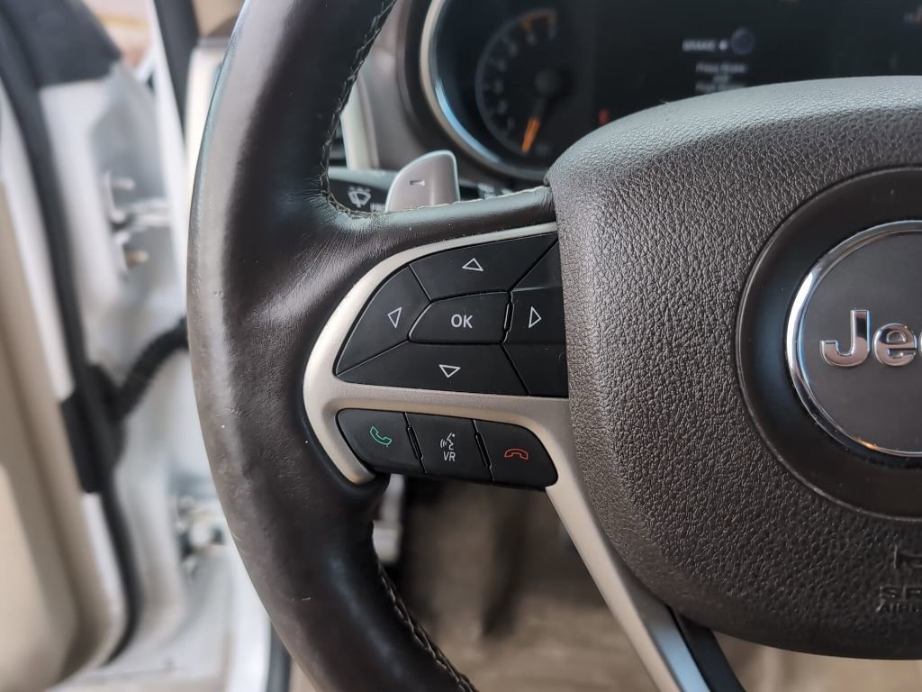 Used 2015 Jeep Grand Cherokee Overland w/ Advanced Technology Group image 15