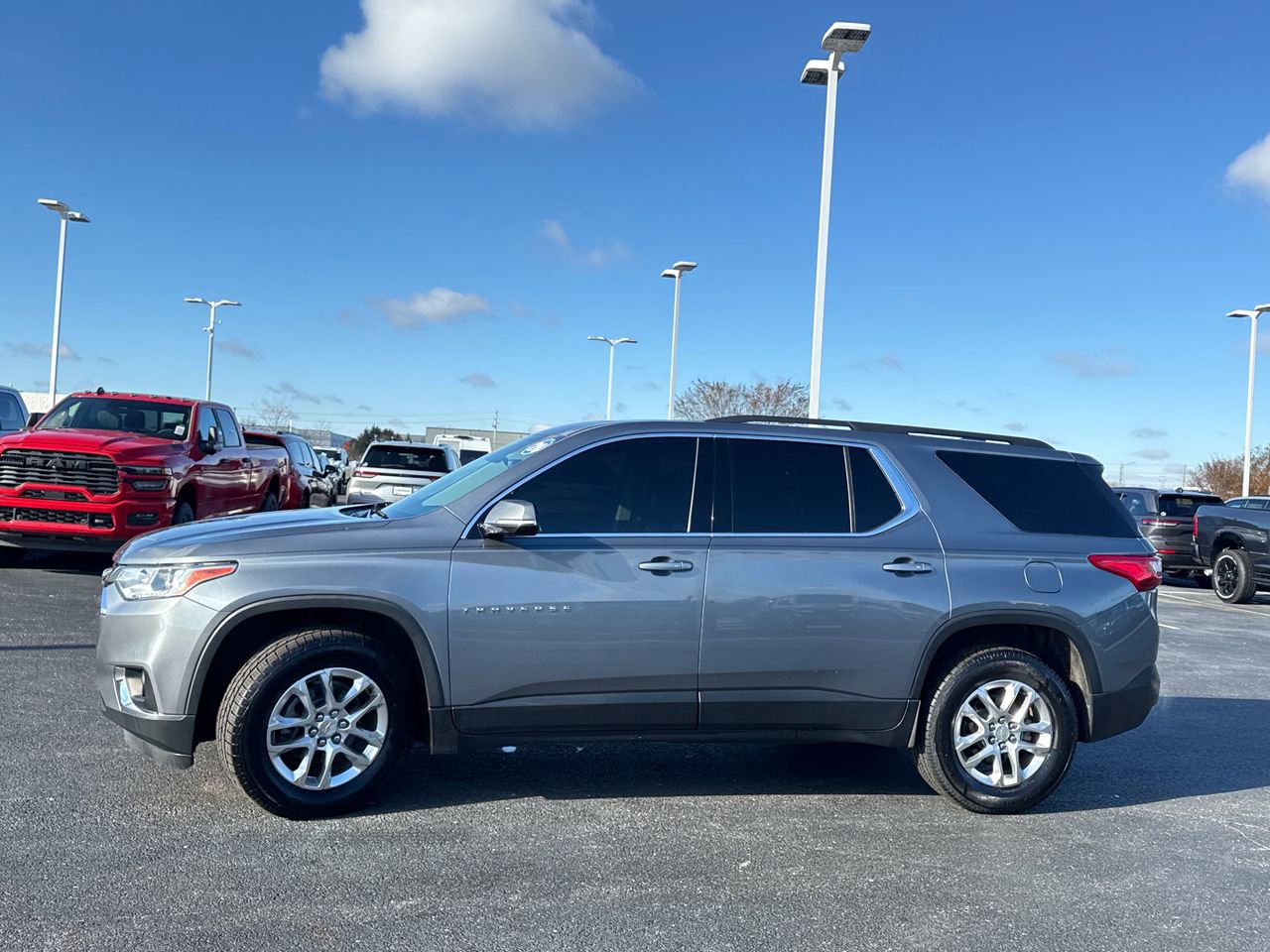 Used 2020 Chevrolet Traverse LT w/ LT Premium Package image 6