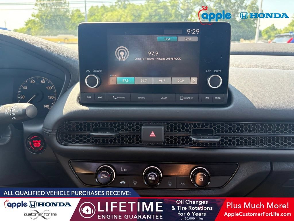 Used 2025 Honda HR-V LX image 8
