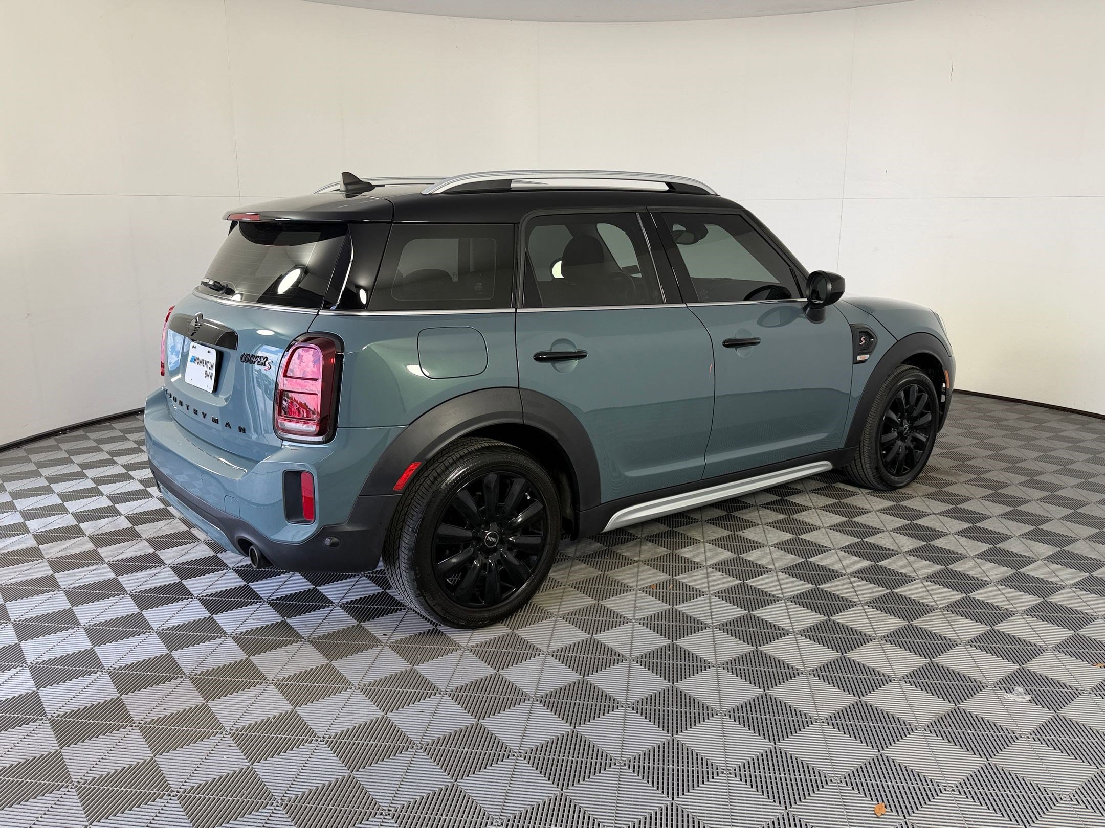 Certified 2024 MINI Cooper Countryman S FWD image 9