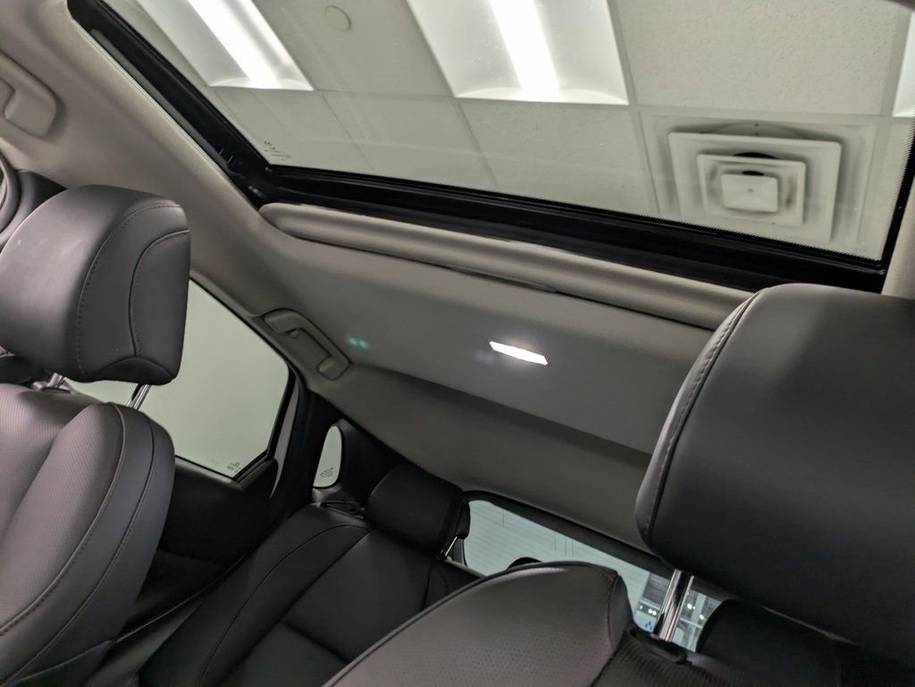 Certified 2022 MAZDA CX-30 AWD 2.5 S w/ Premium Package image 21