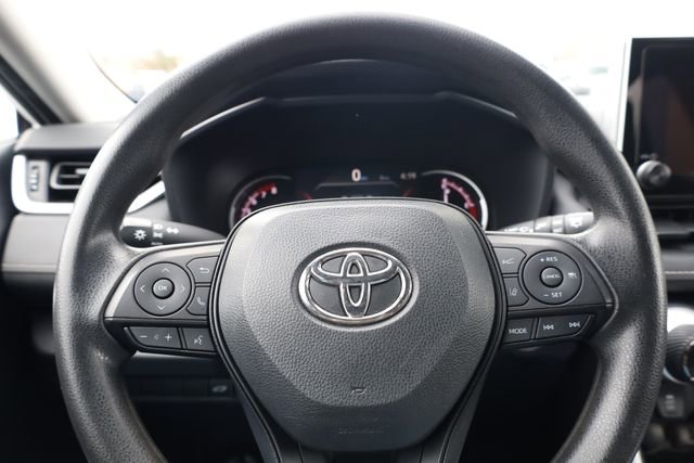 Used 2023 Toyota RAV4 XLE w/ Convenience Package image 17