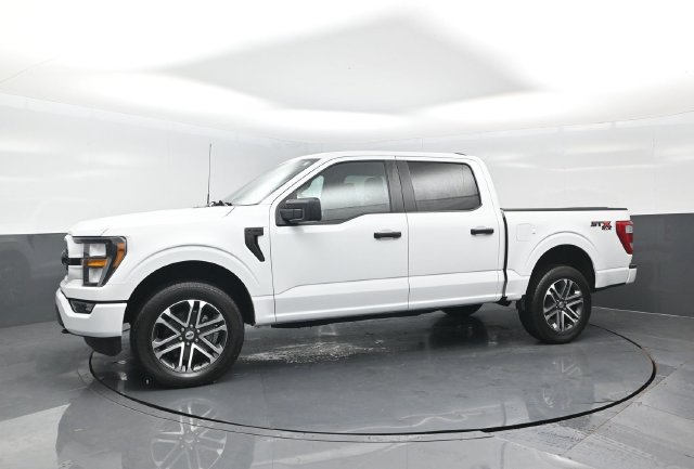 Certified 2023 Ford F150 XL w/ STX Appearance Package AWD/4WD image 4