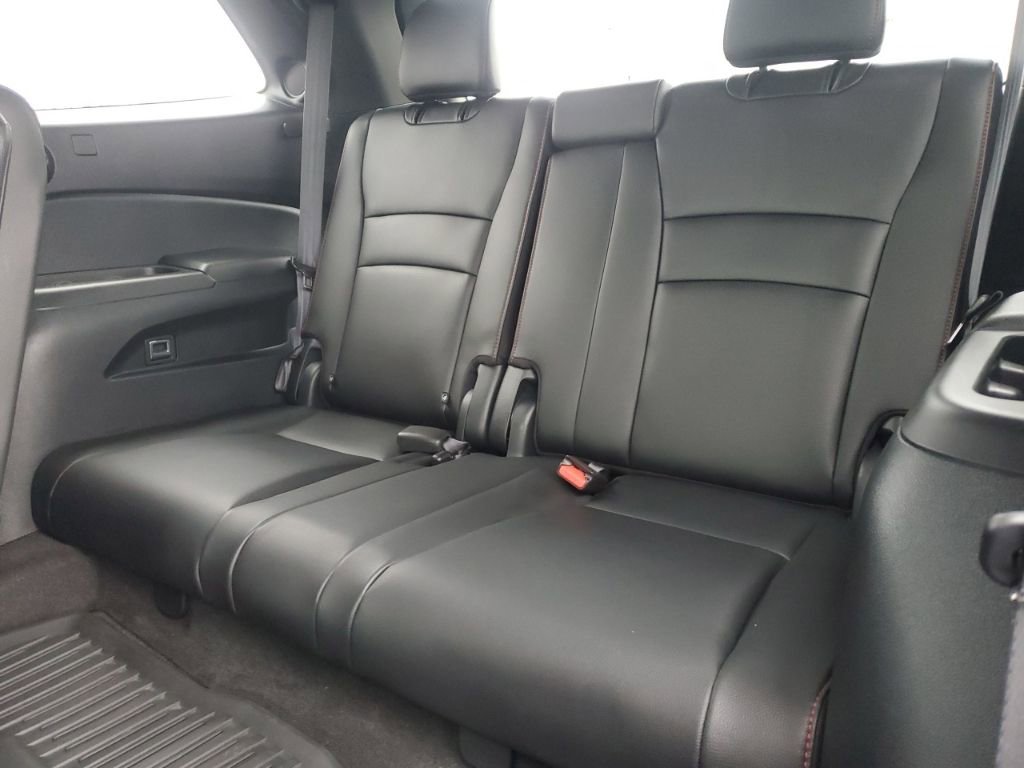 Used 2020 Honda Pilot Black Edition image 38