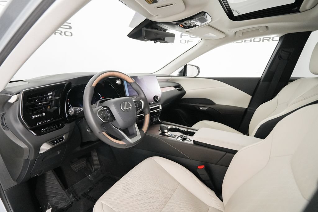 Certified 2023 Lexus RX 350 Premium Plus w/ Cold Area Package AWD/4WD image 10