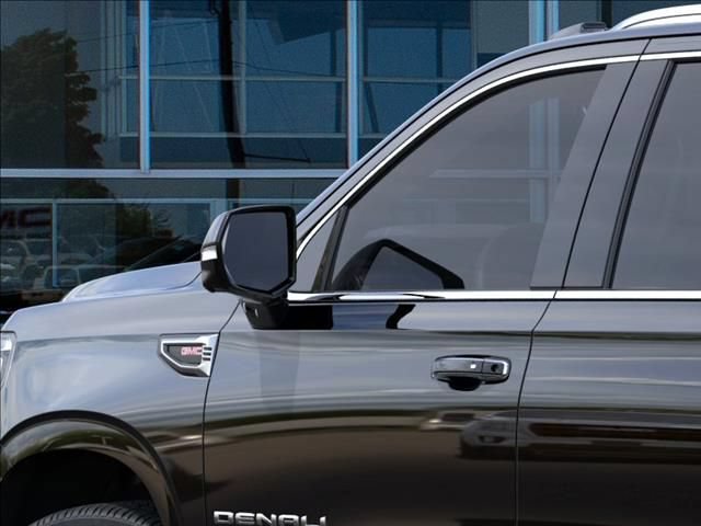 New 2026 GMC Yukon XL Denali w/ Denali Reserve Package AWD/4WD image 12
