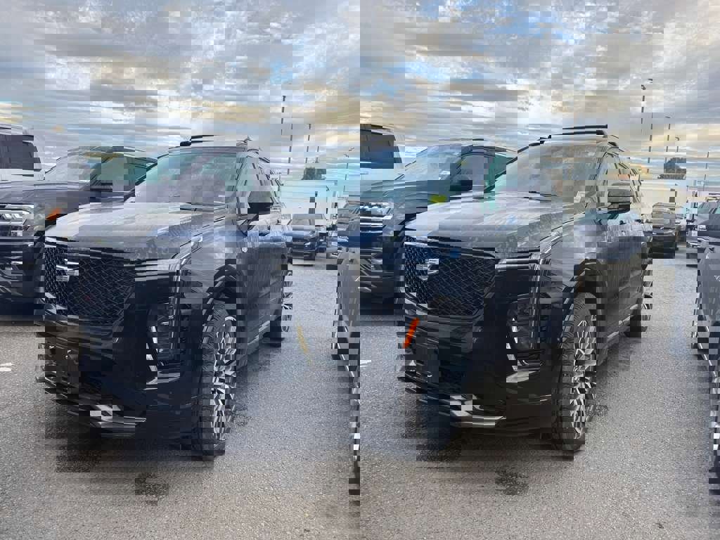 Used 2024 Cadillac XT4 Sport image 1