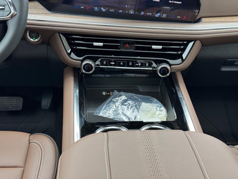 New 2026 Chevrolet Tahoe High Country image 12
