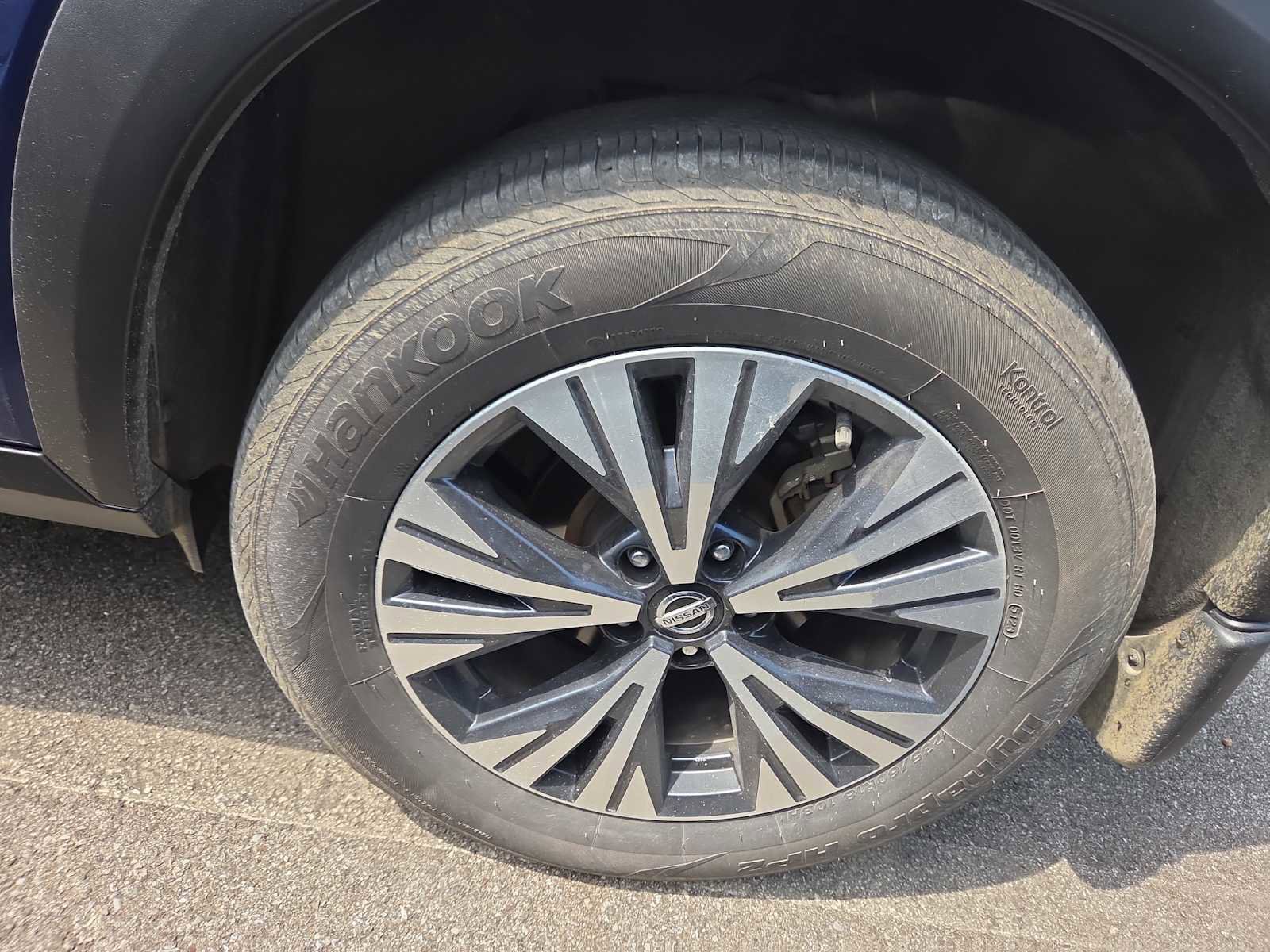 Used 2021 Nissan Rogue SV w/ Premium Package FWD image 7