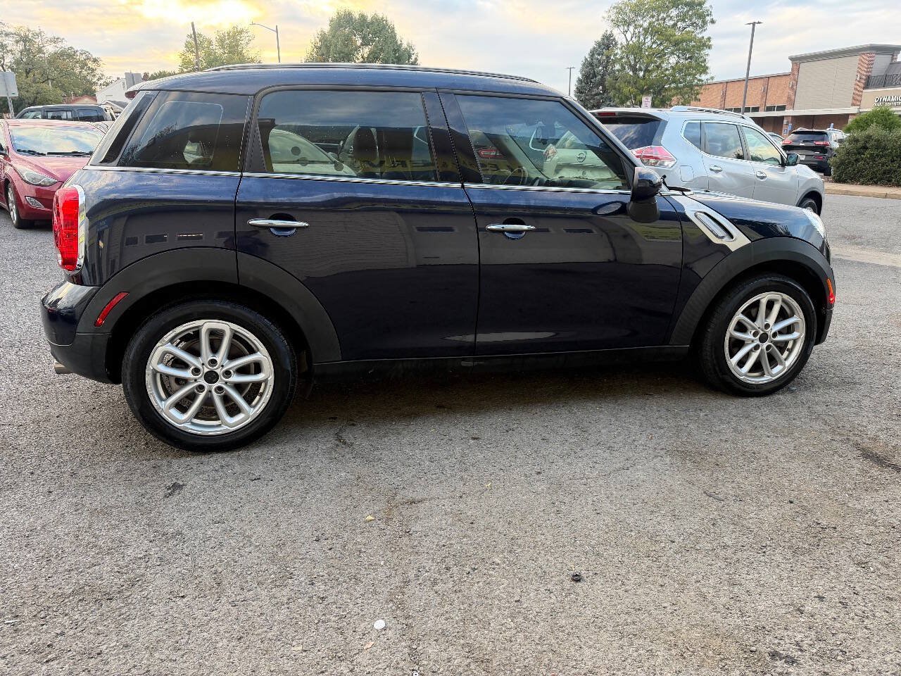 Used 2015 MINI Cooper Countryman FWD image 10