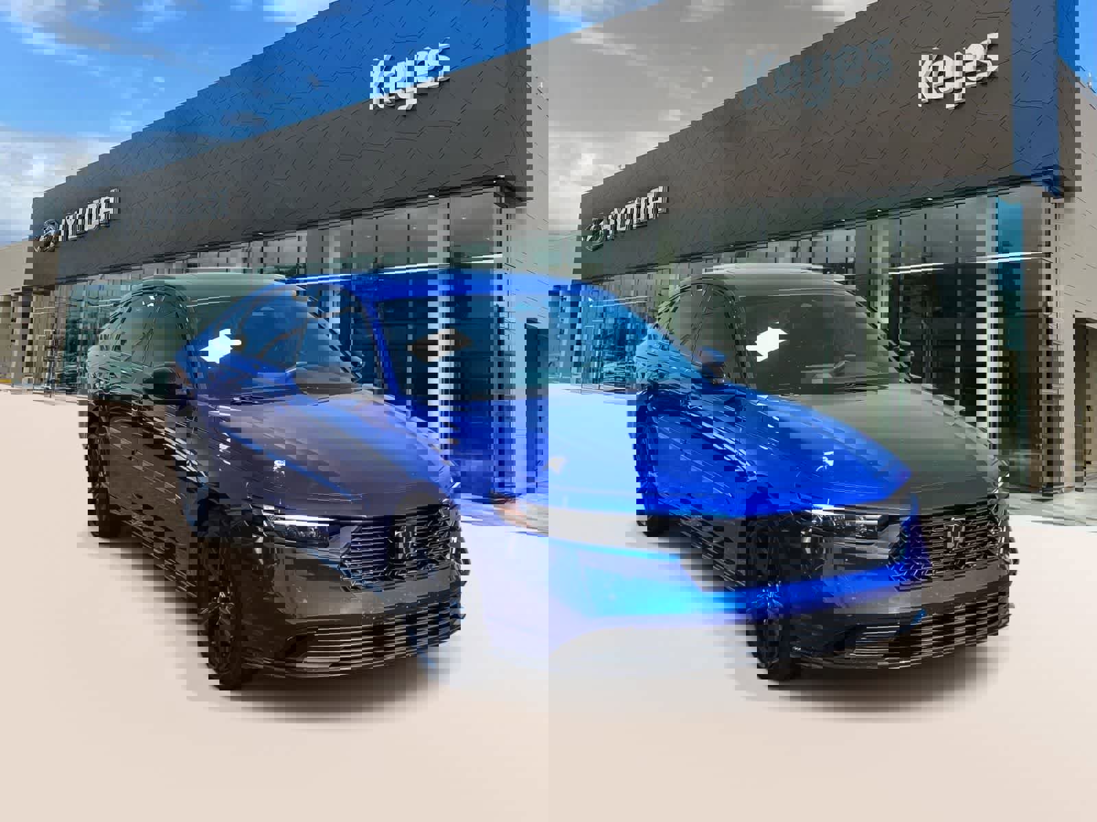 Used 2023 Honda Accord Sport image 3