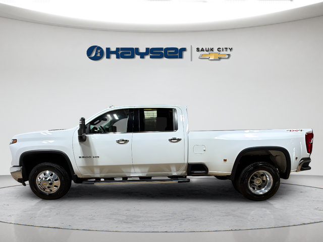 Certified 2025 Chevrolet Silverado 3500 LTZ w/ LTZ Convenience Package AWD/4WD image 4