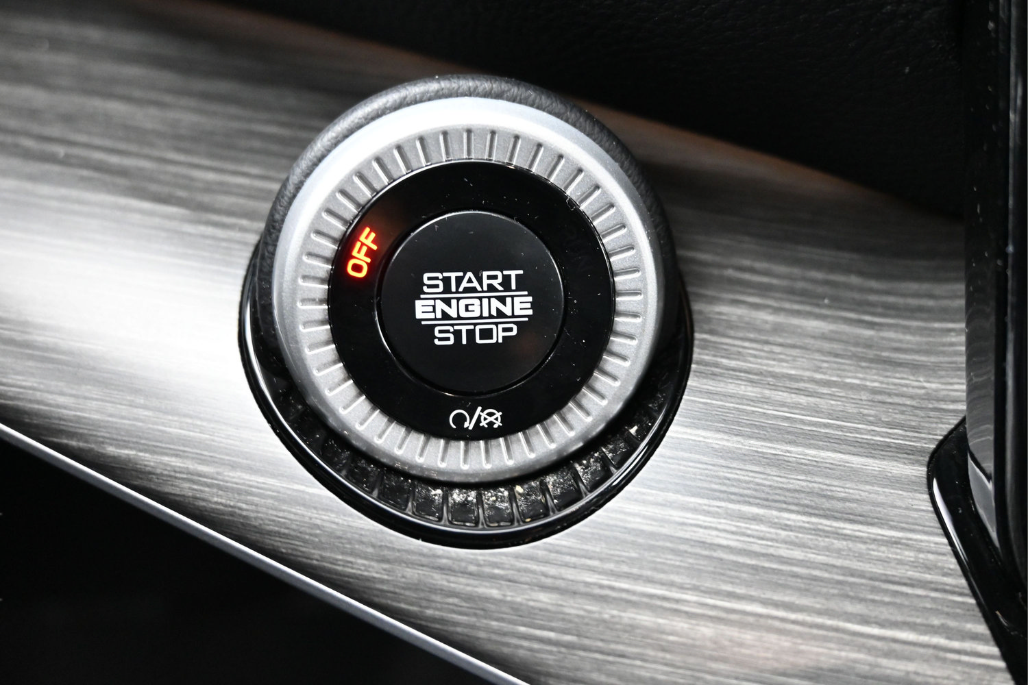 Used 2024 Jeep Wagoneer Series II AWD/4WD image 9