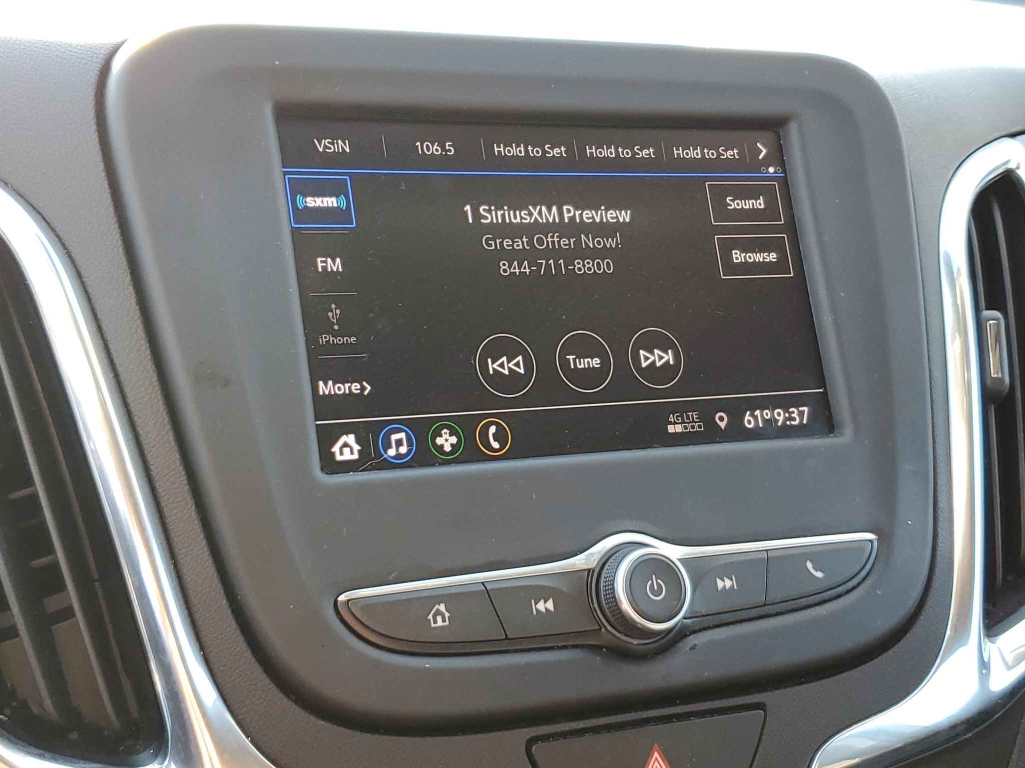 Used 2020 Chevrolet Equinox LT AWD/4WD image 25