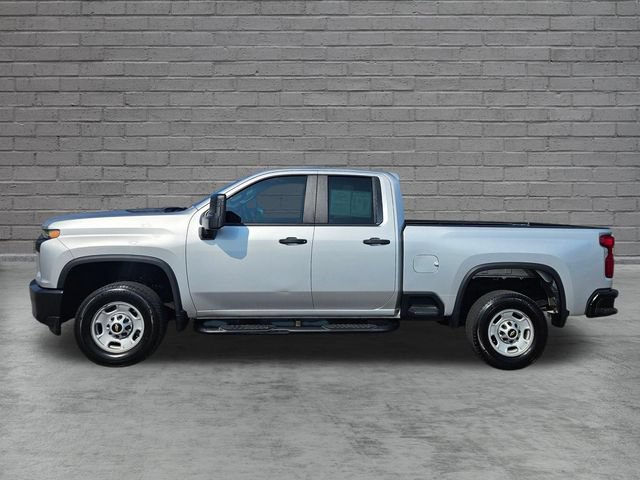 Used 2022 Chevrolet Silverado 2500 W/T w/ Safety Confidence Package RWD image 2