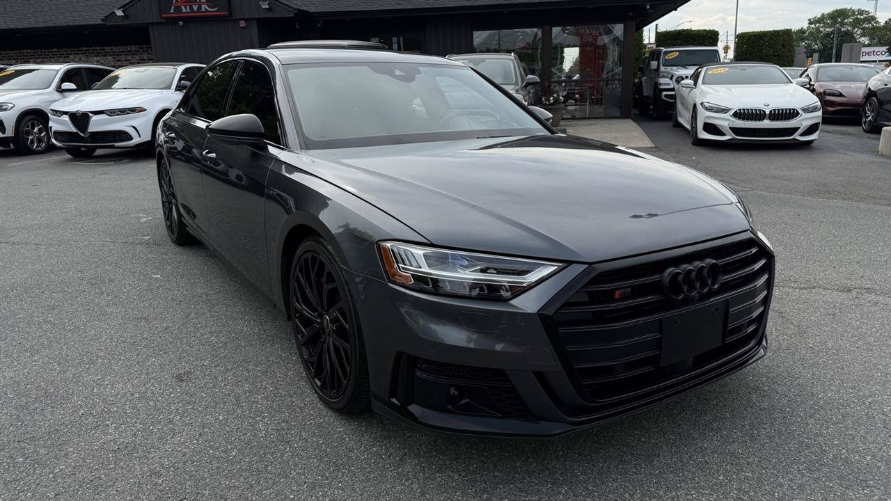 Used 2021 Audi S8 L AWD/4WD image 21
